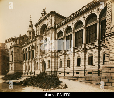 geography / travel, Germany, Baden-Baden, building, Friedrichsbad, exterior view, built by Karl Dernfeld from 1869 - 1877, photography, circa 1910, historic, historical, Europe, Baden-Wuerttemberg, 19th / 20th century, Baden, Wuerttemberg, architecture, historism, bath, baths, hot springs, spa, 1910s, Stock Photo