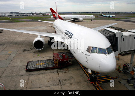 A Qantas Boeing 767-338ER aircraft sits on the tarmac at Sydney Kingsford Smith International Airport Stock Photo
