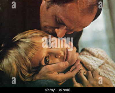 IMAGES  1972 Lions Gate film with Susannah York Stock Photo