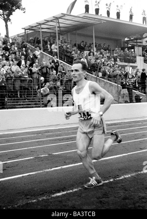 Sixties, black and white photo, sports, athletics, German 