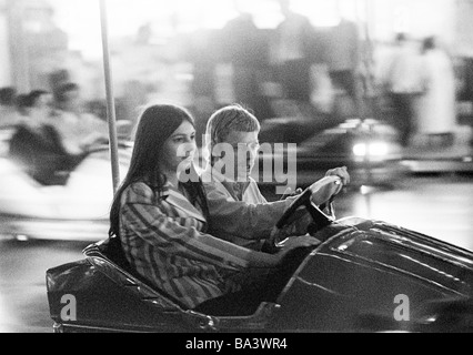 Seventies, black and white photo, people, young couple in a dodgem car, kermess, aged 20 to 25 years, Crange Kermess, D-Herne, Ruhr area, North Rhine-Westphalia Stock Photo