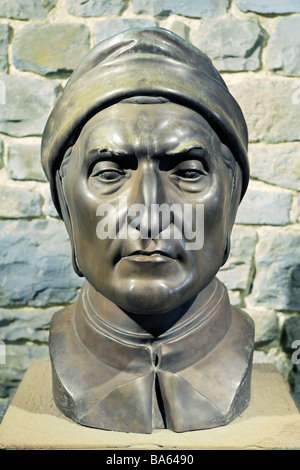 Bronze bust of Italian Renaissance writer Dante Alighieri. Author of The Divine Comedy and The Inferno Stock Photo