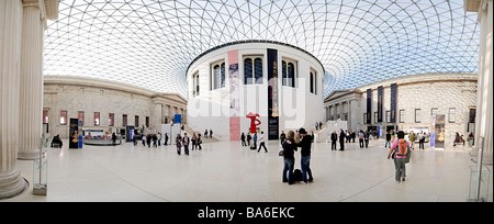 Panoramic shot of the interior of the great hall of the British Museum