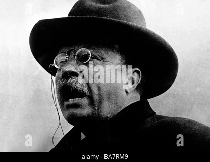 Roosevelt, Theodore 'Teddy', 27.10.1858 - 6.1.1919, American politician (Rep.), 26th President of the USA 1901 - 1909, portrait, giving a speech, circa 1905, Stock Photo