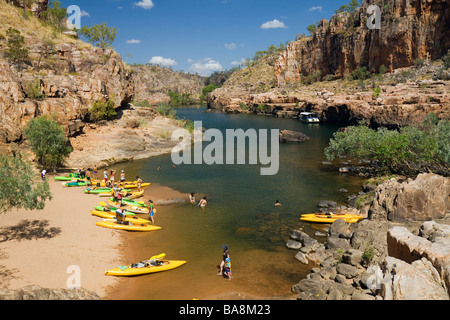 Canoeing in Nitmiluk (Katherine Gorge) National Park. Katherine River, Northern Territory, AUSTRALIA
