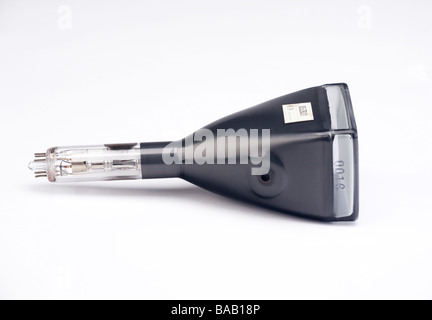 Cathode-Ray Tube Deflection Effect - Dinesh Scientific