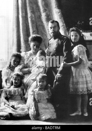 RUSSIAN TSAR NICHOLAS II in 1904 with his family Stock Photo