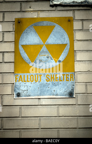 fallout shelter signs of the 