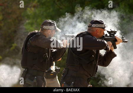 Humberside police officers training with firearms Stock Photo