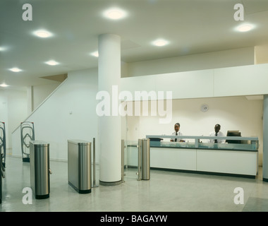 london metropolitan university super lab roof structure Stock Photo - Alamy