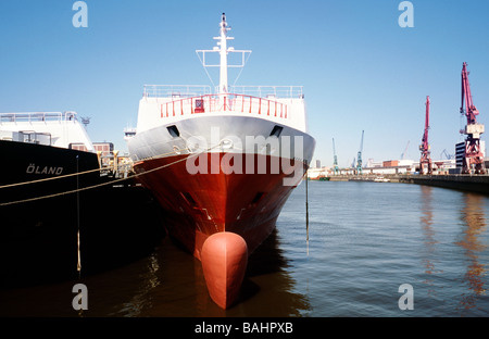 April 24, 2009 - Sietas built and Foroohari owned container ship Confianza in the German port of Hamburg. Stock Photo