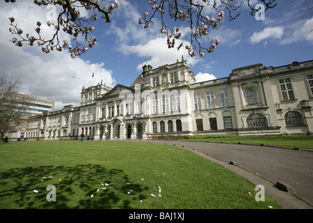 City of Cardiff, South Wales. Cardiff University main building within the Cathays Park civic building complex at Museum Avenue. Stock Photo