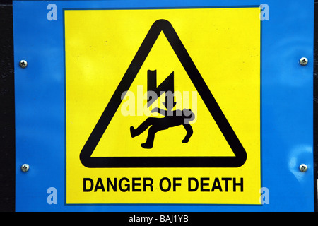 sign warning of danger of death by electrocution Stock Photo