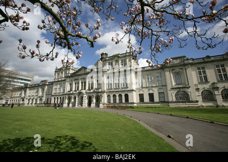 City of Cardiff, South Wales. Cardiff University main building within the Cathays Park civic building complex at Museum Avenue. Stock Photo