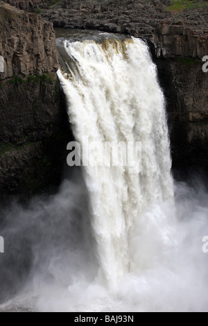 The Palouse Falls drop approximately 200 feet in to the Palouse River Canyon about 6 miles upstream from the Snake River. Stock Photo