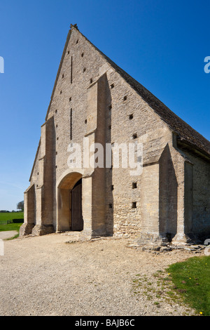 Great Coxwell 14th century medieval tithe or monastic grange storage barn near Faringdon Oxfordshire England UK JMH3780 Stock Photo
