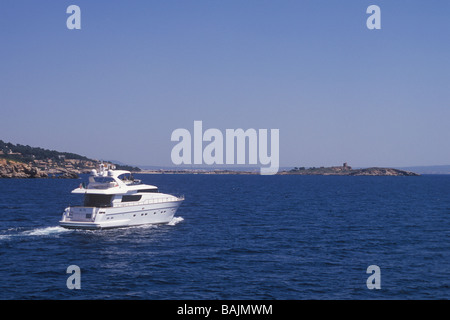 Sanlorenzo SL72 (22 mtrs) luxury superyacht under power near Puerto Portals Marina, South West Mallorca Stock Photo