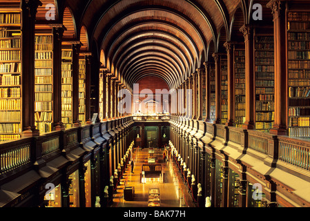 Interior view of Trinity College Library, Dublin, Ireland Stock Photo ...