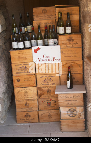 wine shop cave du verger des papes chateauneuf du pape rhone france Stock Photo