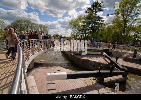 Refurbished pedestrian footbridge over lock at Stratford upon Avon Bancroft Basin Warwickshire Stock Photo