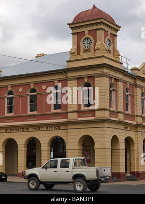 POST OFFICE BUILDING AND CLOCK TOWER  IN QUEENSTOWN TASMANIA AUSTRALIA Stock Photo