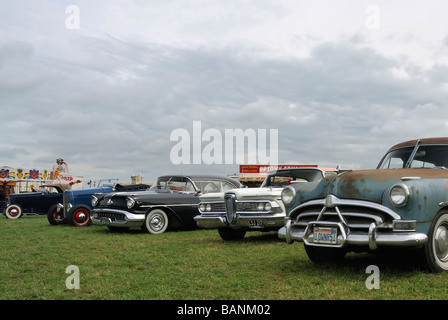 1951 Hudson Hornet 1959 Ford Edsel 1957 Oldsmobile Super 88 1932 Ford Model B HiBoy s Stock Photo