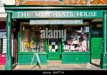 17th Century silk Merchant's House in the typical English market town of Marlborough Wiltshire England UK Stock Photo