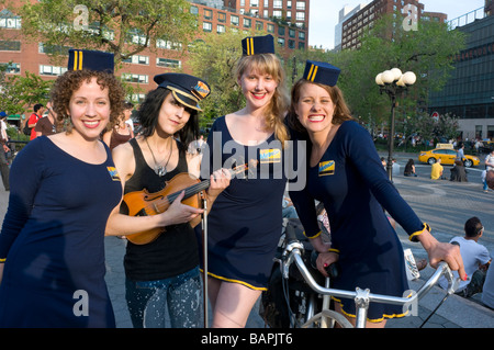 New York City MTA Service Specialists Subway in Union Square Stock Photo