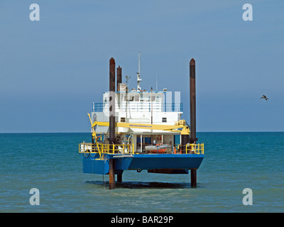 Polly-L Dive Barge looking for Spanish Treasure Fleet off the coast of East Florida, USA Stock Photo