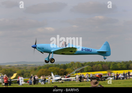 Silence Twister light aircraft G-CDKJ takes off from Popham airfield Stock Photo