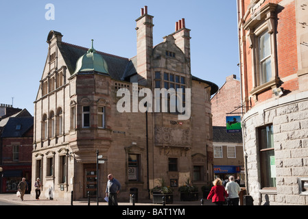 HSBC bank in unusual old building in the town centre and Llyods TSB adjacent. Fore Street Hexham Northumberland England UK Britain Stock Photo