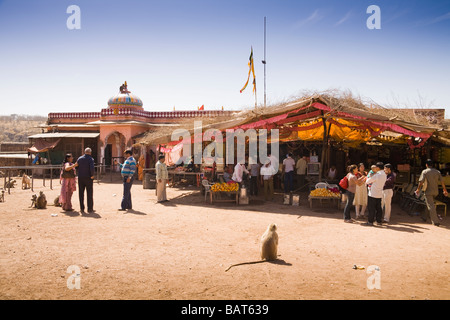 The Ganesh Temple and market in Ranthambhore Fort, Ranthambhore National Park, Rajasthan, India Stock Photo