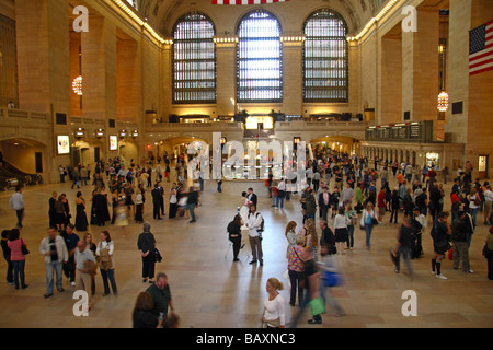 Wedding photographer at work in the main concourse of Grand Central Terminal (Grand Central Station), New York. Stock Photo