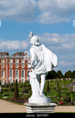 One of the many statues in the Privy Garden of Hampton Court Palace Stock Photo