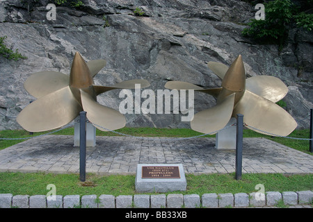 North America USA Connecticut Groton. Submarine propellers from the USS Nautilus on display outside the Submarine Force Museum Stock Photo