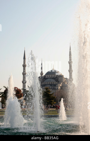BACKLIT FOUNTAIN & BLUE MOSQUE SULTAN AHMET CAMII SULTANAHMET ISTANBUL ...
