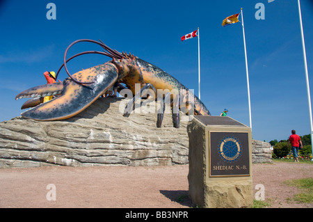 Canada, New Brunswick, Shediac. Know as the lobster capital of Canada, largest lobster in the world sculpture. Stock Photo