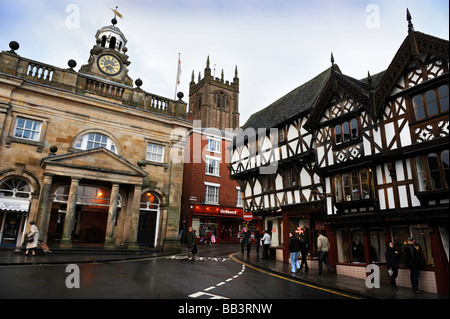 VIEW OF THE BUTTER CROSS FROM BROAD STREET IN LUDLOW SHROPSHIRE UK Stock Photo