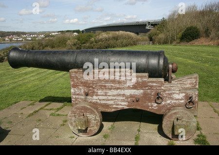 Town of Milford Haven, Wales. Old cannon at the Cleddau picnic site overlooking the River Cleddau. Stock Photo