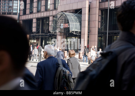 UBS bank headquarters liverpool street London, with crowds of commuters in morning rush  hour Stock Photo