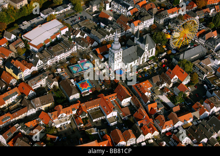 Aerial photo, fair, ferris wheel, market place with Marienkirche Church, Lippe, Lippstadt, Soest District, Soester Boerde, Sout Stock Photo
