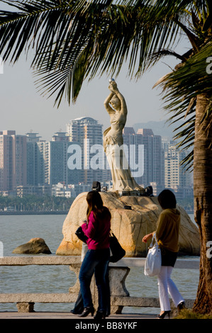 asia china Guangdong Zhuhai fisher girl statue Stock Photo