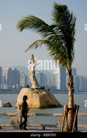 asia china Guangdong Zhuhai fisher girl statue 2008 Stock Photo