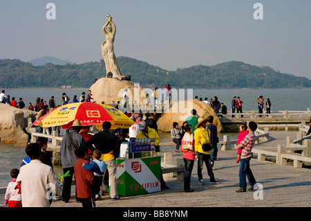 asia china Guangdong Zhuhai fisher girl statue 2008 Stock Photo