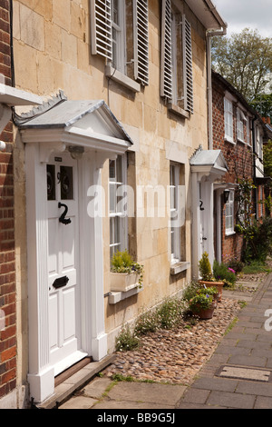 England Buckinghamshire Marlow St Peter Street Georgian stone built house Stock Photo