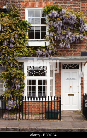 England Buckinghamshire Marlow St Peter Street wisteria hung Georgian house Stock Photo