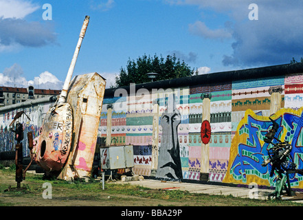 Sculpture Park and the remains of the Berlin Wall at Potsdamer Platz square, after the fall of the Berlin Wall, Berlin, Germany Stock Photo