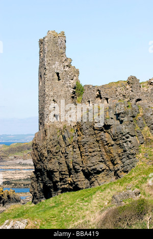Dunure Castle on the coast of South Ayrshire - on the site of a fishing village of the same name (Dunure) Stock Photo