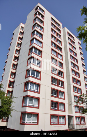 Tower block, Lodge Lane, New Addington, London Borough of Croydon, Greater London, England, United Kingdom Stock Photo