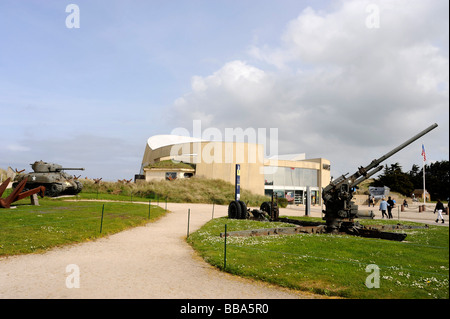 D-Day 90mm flak Sherman tank Landing museum at Utah beach Sainte Marie du Mont Manche Normandy France WWII Stock Photo